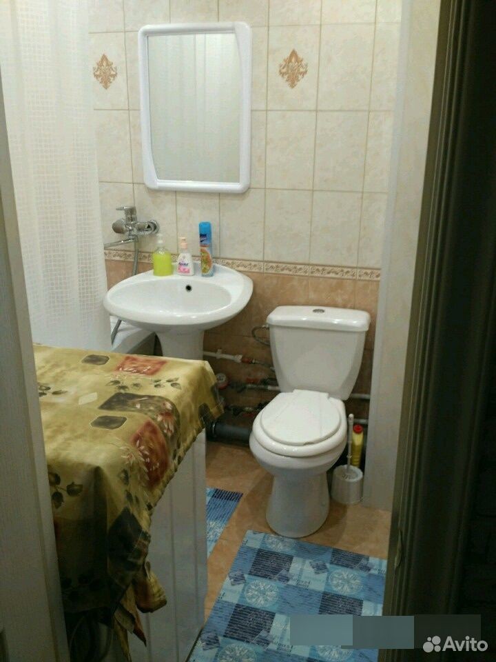 1-комн. кв .с евроремонтом в Старом Осколе, р-н Ледового Дворца,М-н Солнечный,9а.