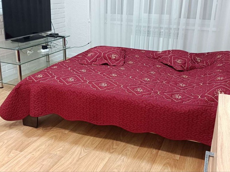 1-комн. квартира в новом доме с евроремонтом. в Старом Осколе, р-н Лед.Дворца Аркада,М-н Центральный,д.4.