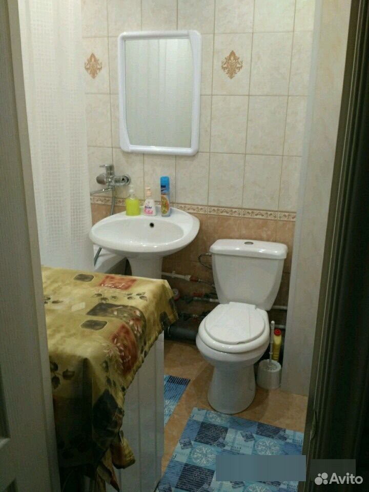 1-комн. кв .с евроремонтом в Старом Осколе, р-н Ледового Дворца,М-н Солнечный,9а.