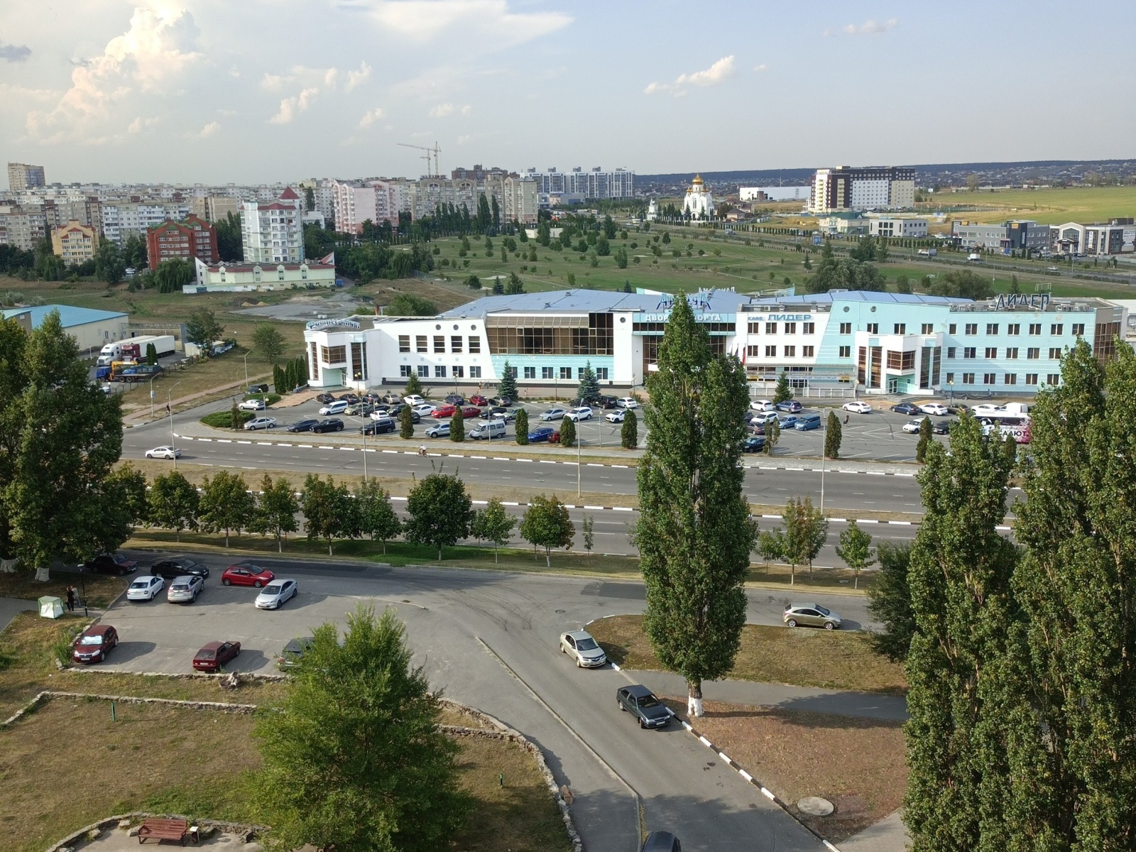 1-комн. кв.с евроремонтом в Старом Осколе, р-н Лед.Дворца,М-н Солнечный,12.